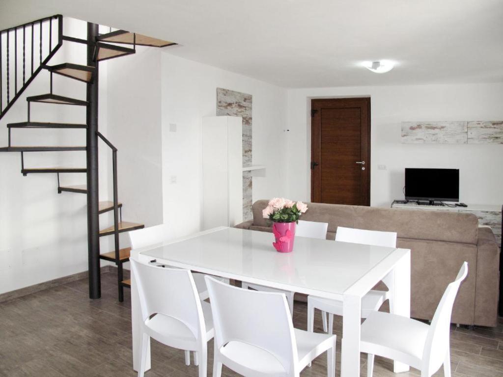 Rustico Maria Apartment Vercana Екстериор снимка